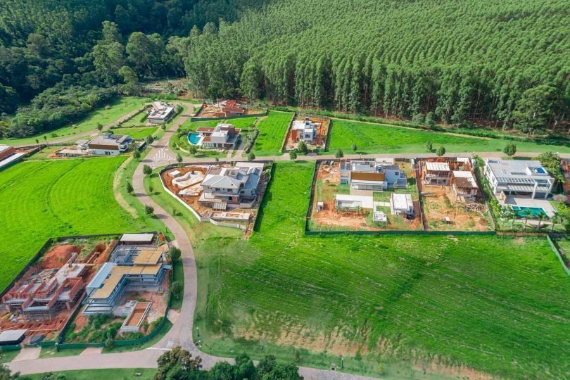 Investimento em terreno em condomínio: vale a pena?